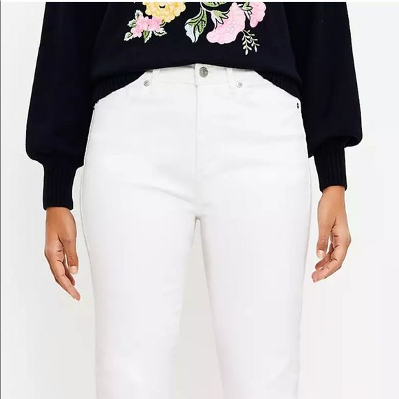 Loft petite Curvy Frayed Skinny Jeans In White - Picture 2 of 12